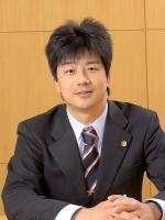 七字 賢彦弁護士