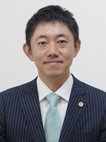 新井 哲三郎弁護士