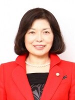 小林 幸与弁護士