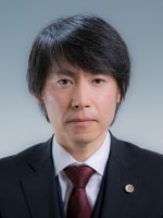 横家 豪弁護士
