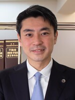 安達 由幸弁護士
