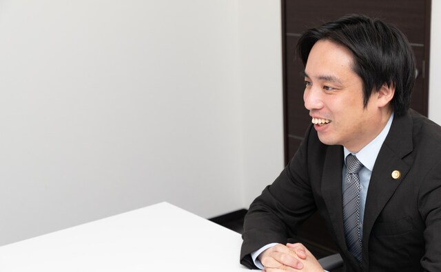 安達法律事務所