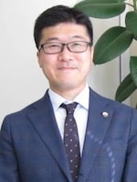 自在 暁弁護士