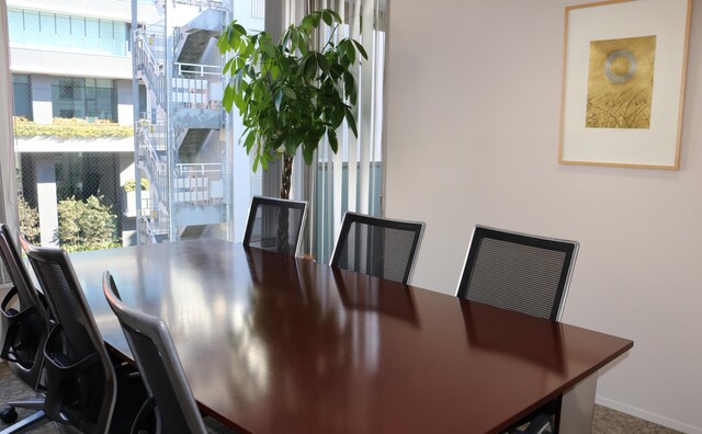 須郷法律事務所