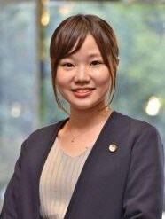 有滿 理奈子弁護士