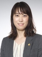 小出 麻緒弁護士