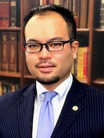 漆原 俊貴弁護士