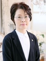 淡路 友起子弁護士