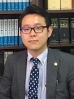 白石 覚弁護士