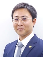 石塚 惇史弁護士