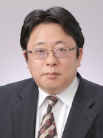 鶴 義勝弁護士