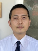 白鳥 剛臣弁護士