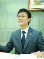 冨増 四季弁護士