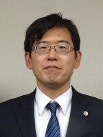 野村 一磨弁護士
