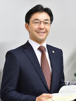 立花 隆介弁護士
