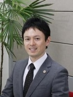 中嶋 慎治弁護士