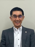 山西 信裕弁護士