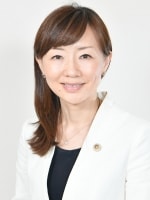 柳 亜紀弁護士