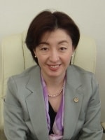 鶴身 由美弁護士