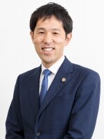 三輪 知雄弁護士