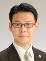 吉本 晴樹弁護士