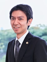 千屋 全由弁護士