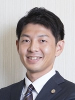 奥山 隆輔弁護士