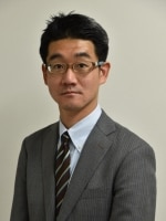 片岡 勇弁護士