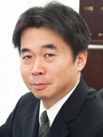 山本 哲也弁護士
