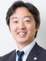 鍋倉 征成弁護士