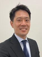 山根 務弁護士