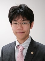 佐藤 奨弁護士