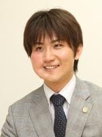堀井 雄三弁護士