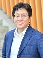 キャリアディフェンダー法律事務所 南摩 雄己弁護士
