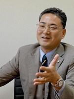 吉岡 誠弁護士