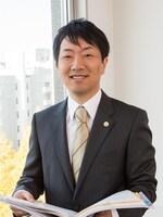 関野 純弁護士