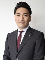 企業法務 自作フィギュアの著作権 アニメキャラを想像でリアルな人間の姿に変換したフィギュアの制作 弁護士ドットコム
