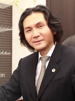 山本 英二弁護士