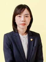 南 友香弁護士