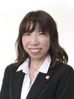 安原 照美弁護士