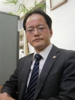 室 穂高弁護士