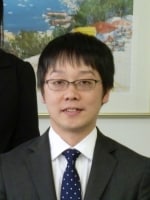 吉田 星一弁護士