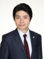 中澤 佑一弁護士