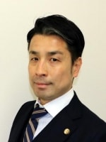 西岡 健介弁護士