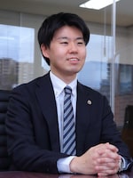 尾崎 悠吾弁護士