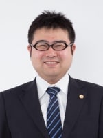 上野 一成弁護士