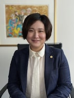 小関 亜耶弁護士