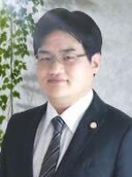 朝倉 健太弁護士
