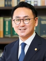 弁護士法人オルビス 裵 悠弁護士