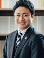 兼島 俊弁護士